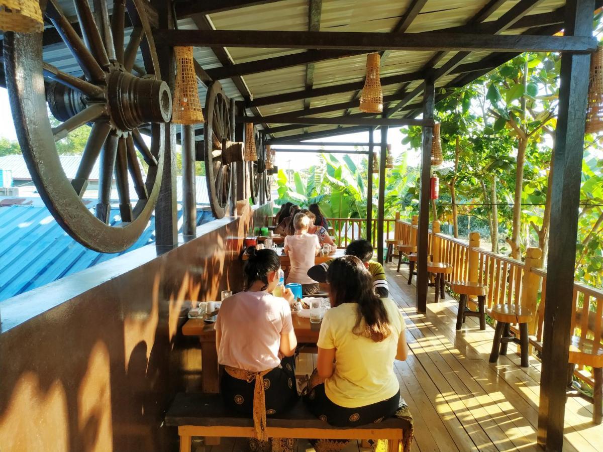 Dream House Guest House&Restaurant Ngwesaung Extérieur photo